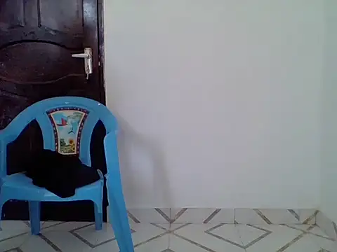 Snapshot of sweetymummy chatting on February 18, 10:44 am sweetymummy online show from February 18, 10:44 am