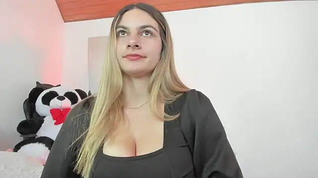 AtheneaRossi online show from February 7, 9:48 pm