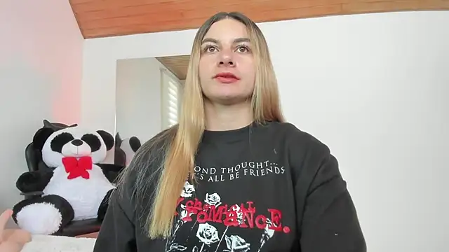 AtheneaRossi online show from February 11, 3:08 pm