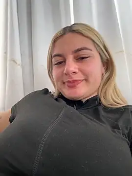 AtheneaRossi online show from September 12, 8:20 pm