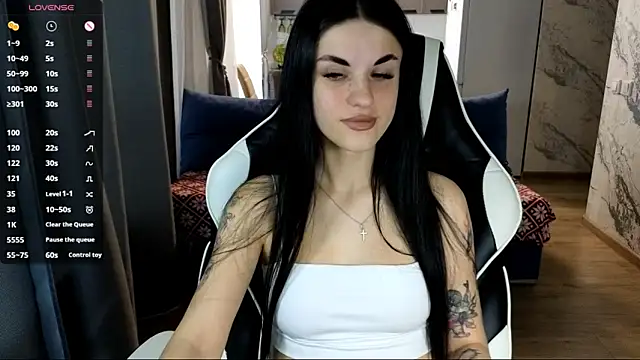 Mary   Moore online show from November 8, 7:52 am