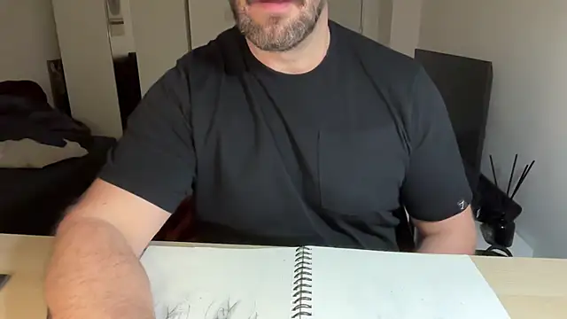 Snapshot of Mr_Beef chatting on February 11, 9:56 pm Mr Beef online show from February 11, 9:56 pm