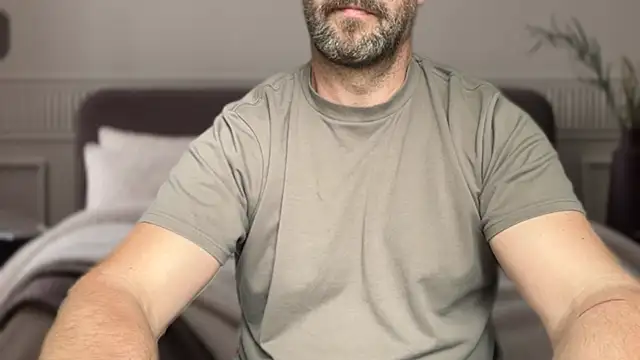 Snapshot of Mr_Beef chatting on September 10, 4:40 pm Mr Beef online show from September 10, 4:40 pm