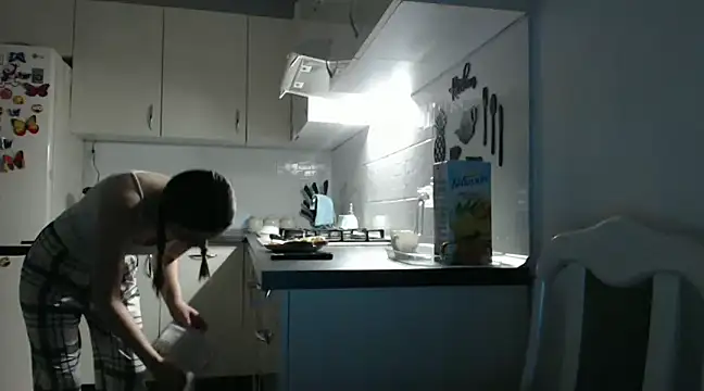 Snapshot of _JustmeHere_ chatting on February 9, 1:00 am JustmeHere online show from February 9, 1:00 am