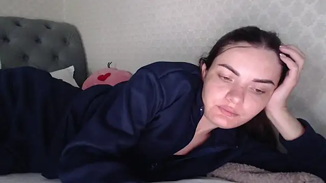 Snapshot of _JustmeHere_ chatting on September 15, 2:39 pm JustmeHere online show from September 15, 2:39 pm