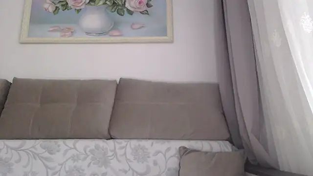 Snapshot of _JustmeHere_ chatting on October 15, 12:27 pm JustmeHere online show from October 15, 12:27 pm