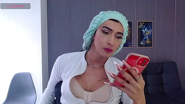 Snapshot of Evelynn_sex_ chatting on October 17, 12:30 pm Evelynn sex online show from October 17, 12:30 pm