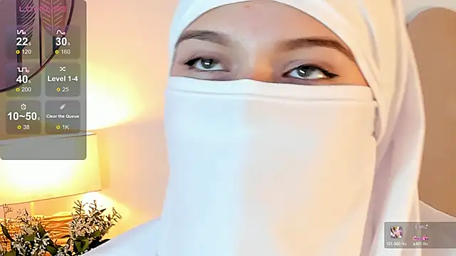 Snapshot of anna-henao chatting on January 8, 4:44 pm anna-henao online show from January 8, 4:44 pm