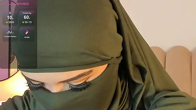 Snapshot of anna-henao chatting on March 5, 2:01 pm anna-henao online show from March 5, 2:01 pm