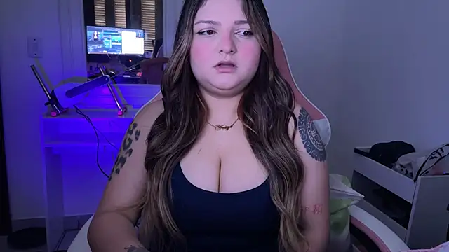 SweetPaige  online show from September 9, 1:43 pm