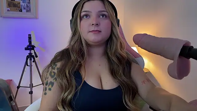 SweetPaige  online show from March 10, 1:27 pm