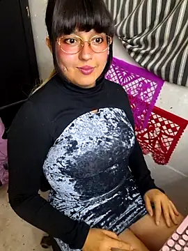 Derry Cooper online show from November 5, 2:44 am