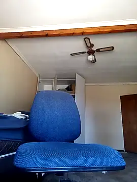 Snapshot of Goodsense chatting on December 24, 10:22 am Goodsense online show from December 24, 10:22 am