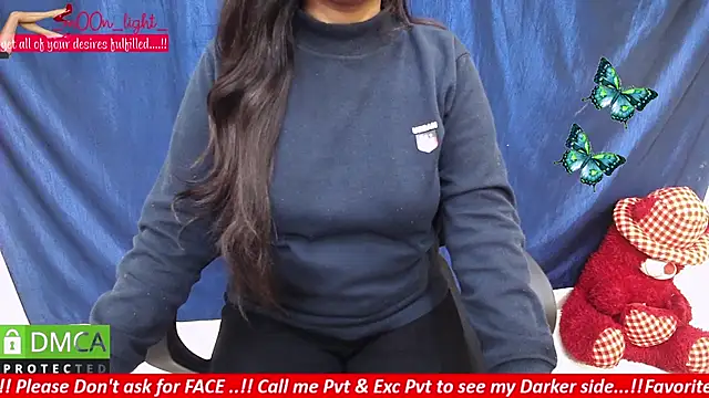 Snapshot of _mOOn_light_ chatting on January 9, 7:52 am mOOn light online show from January 9, 7:52 am