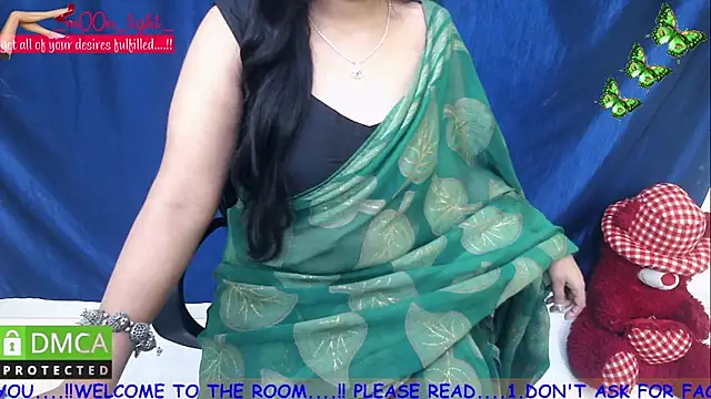 Snapshot of _mOOn_light_ chatting on February 6, 4:42 am mOOn light online show from February 6, 4:42 am