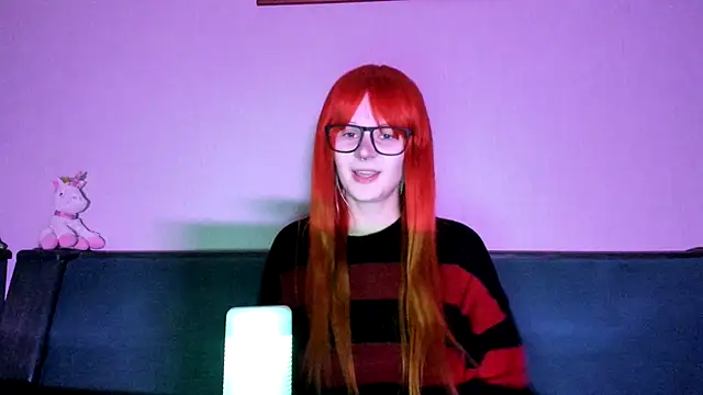 Snapshot of sashakiss99 chatting on October 4, 12:58 pm sashakiss99 online show from October 4, 12:58 pm