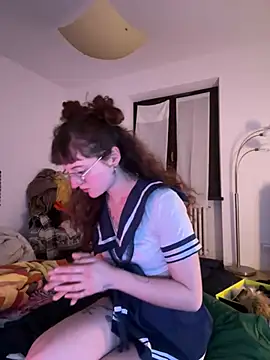 Snapshot of _foxygirl_ chatting on March 7, 10:10 pm  foxygirl  online show from March 7, 10:10 pm