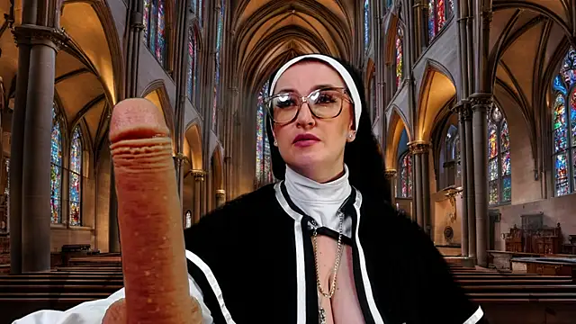 helenas fantasy online show from February 2, 1:45 am