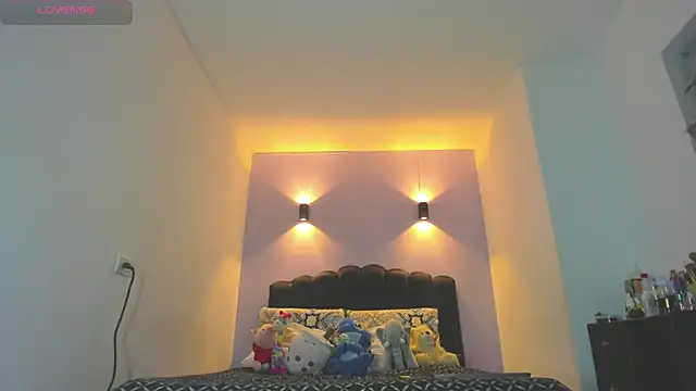 Sofia Clauss  online show from April 19, 4:34 am