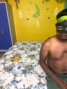 Snapshot of OrgsmMust chatting on October 18, 6:30 pm OrgsmMust online show from October 18, 6:30 pm