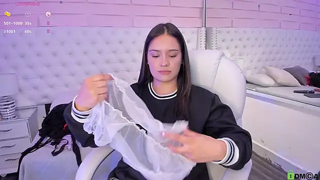 Yaaky  online show from January 12, 5:56 am