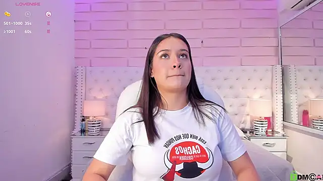 Yaaky  online show from January 13, 3:58 pm