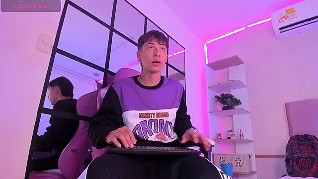 Snapshot of AlessandroDybala chatting on January 19, 11:56 am AlessandroDybala online show from January 19, 11:56 am