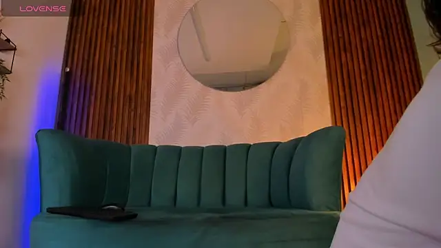 Snapshot of AlessandroDybala chatting on January 30, 12:37 pm AlessandroDybala online show from January 30, 12:37 pm