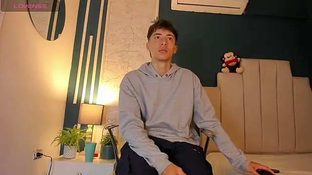 Snapshot of AlessandroDybala chatting on January 31, 12:29 pm AlessandroDybala online show from January 31, 12:29 pm