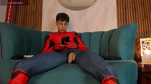 Snapshot of AlessandroDybala chatting on February 4, 3:47 pm AlessandroDybala online show from February 4, 3:47 pm