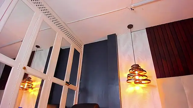 Snapshot of AlessandroDybala chatting on March 19, 3:08 pm AlessandroDybala online show from March 19, 3:08 pm