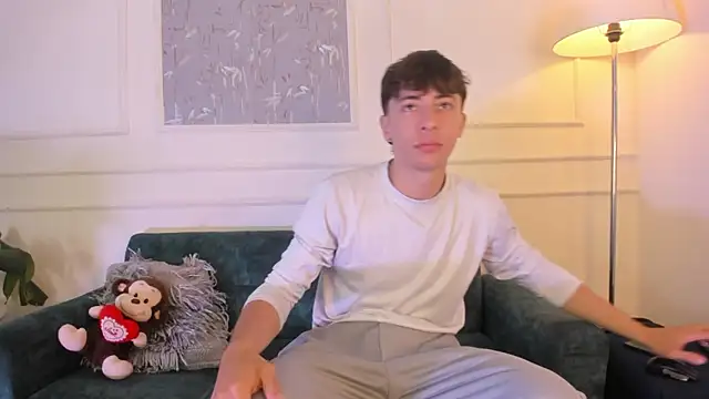 Snapshot of AlessandroDybala chatting on September 9, 12:15 pm AlessandroDybala online show from September 9, 12:15 pm