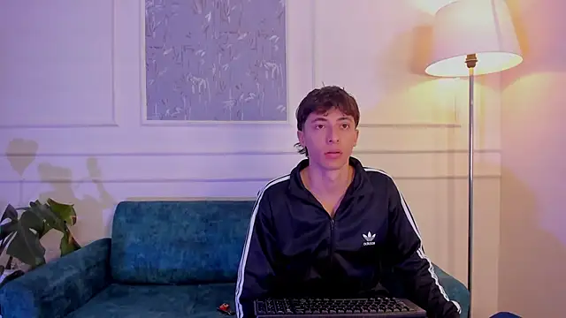 Snapshot of AlessandroDybala chatting on October 29, 11:56 am AlessandroDybala online show from October 29, 11:56 am