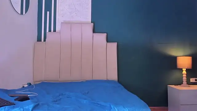 Snapshot of AlessandroDybala chatting on November 12, 12:05 pm AlessandroDybala online show from November 12, 12:05 pm