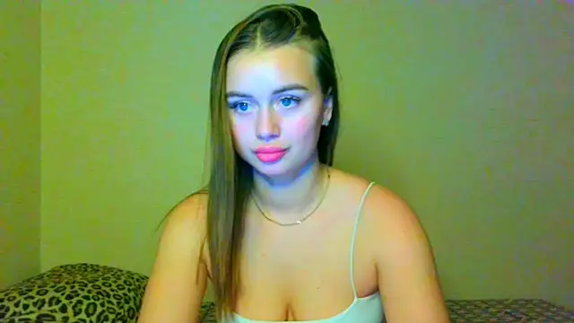 Snapshot of heart_eternity_dilara chatting on December 1, 3:28 pm heart eternity dilara online show from December 1, 3:28 pm