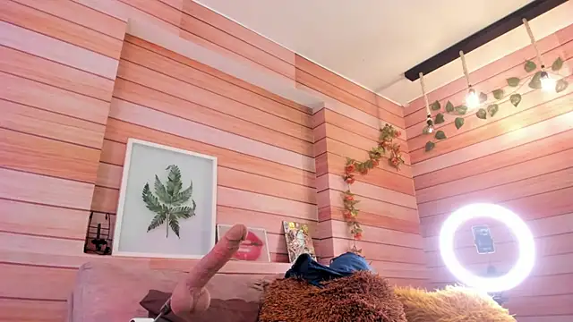 Snapshot of Tom_cooper_ chatting on February 15, 4:56 pm Tom cooper online show from February 15, 4:56 pm