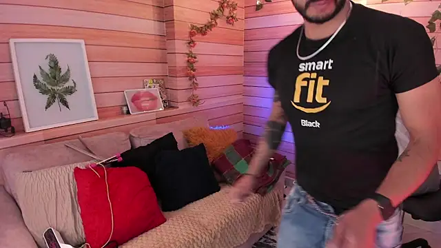 Snapshot of Tom_cooper_ chatting on March 15, 1:07 pm Tom cooper online show from March 15, 1:07 pm