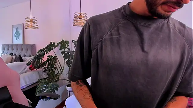 Snapshot of Tom_cooper_ chatting on November 15, 12:45 pm Tom cooper online show from November 15, 12:45 pm