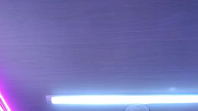 Snapshot of candy_lux_ chatting on January 15, 4:54 pm candy lux online show from January 15, 4:54 pm