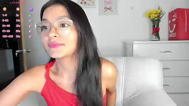 Snapshot of barbie_brunette3 chatting on December 20, 4:53 am barbie brunette3 online show from December 20, 4:53 am