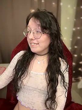 Snapshot of emigooflordXD chatting on December 27, 6:35 am emigooflordXD online show from December 27, 6:35 am