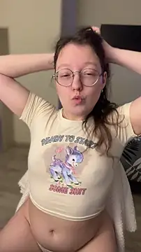 Snapshot of emigooflordXD chatting on November 5, 5:18 am emigooflordXD online show from November 5, 5:18 am