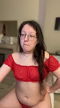 Snapshot of emigooflordXD chatting on November 10, 8:35 am emigooflordXD online show from November 10, 8:35 am