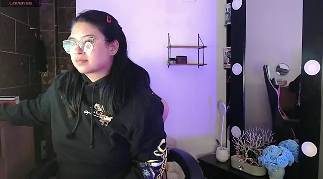 mollyshake1 online show from January 8, 4:55 am