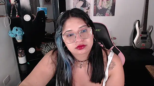 mollyshake1 online show from February 7, 9:05 am