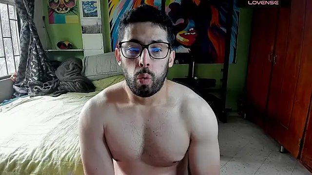 irokdan891 online show from March 5, 6:04 pm