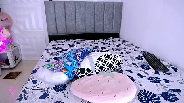 nataly red online show from February 14, 7:44 pm