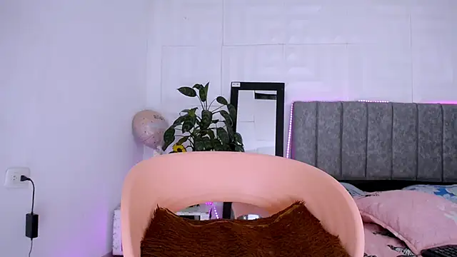 nataly red online show from November 11, 2:22 am