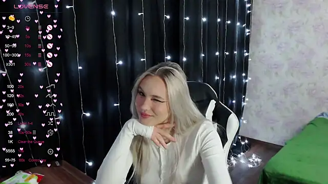 VikaPowers online show from February 12, 10:48 pm