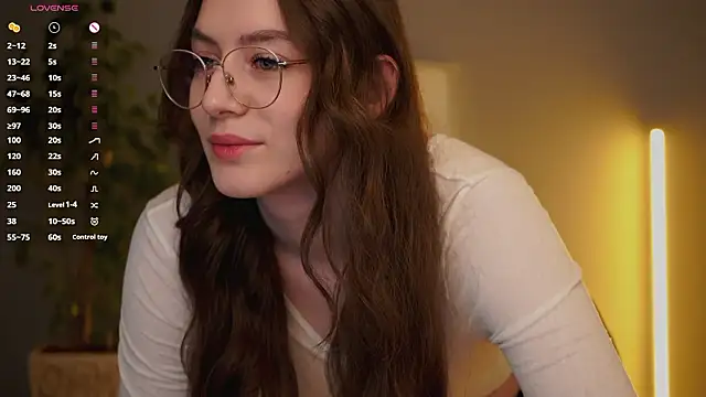 Ester Hill online show from March 12, 2:29 am